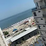 Astoria Mamaia Nord דירה *