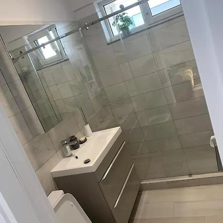 Daire Astoria Apartament's *